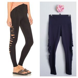 Onzie Flow Black Harley Side Slit Leggings